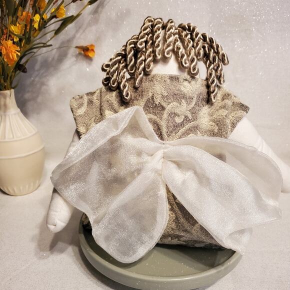 Vintage Collectible Woof & Poof 2000 Green Tapestry Dress Christmas Angel 18" - Picture 2 of 3